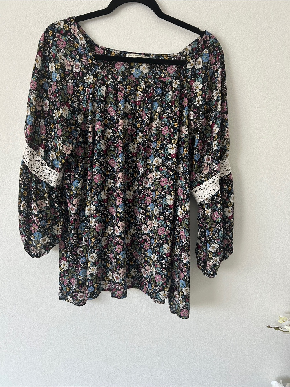 Women's Black Floral Peasant Tunic with Lace Trim